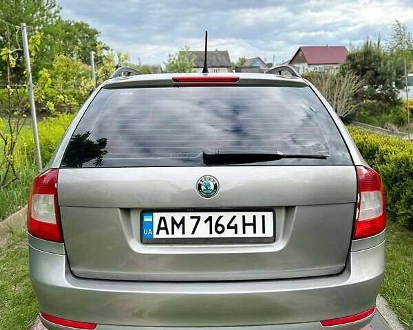 Коричневий Шкода Октавія, об'ємом двигуна 2 л та пробігом 289 тис. км за 7700 $, фото 11 на Automoto.ua