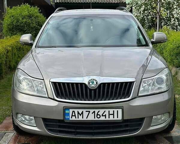 Коричневий Шкода Октавія, об'ємом двигуна 2 л та пробігом 289 тис. км за 7700 $, фото 1 на Automoto.ua