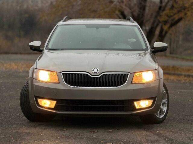 Коричневий Шкода Октавія, об'ємом двигуна 1.6 л та пробігом 185 тис. км за 9800 $, фото 2 на Automoto.ua