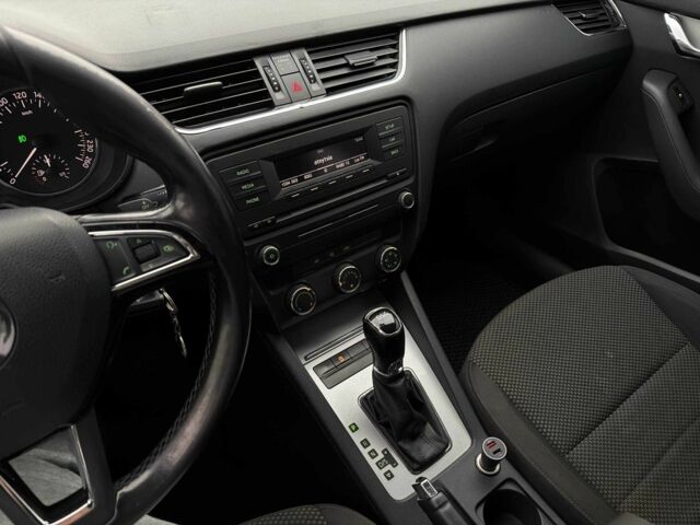 Коричневий Шкода Октавія, об'ємом двигуна 1.6 л та пробігом 185 тис. км за 9800 $, фото 20 на Automoto.ua