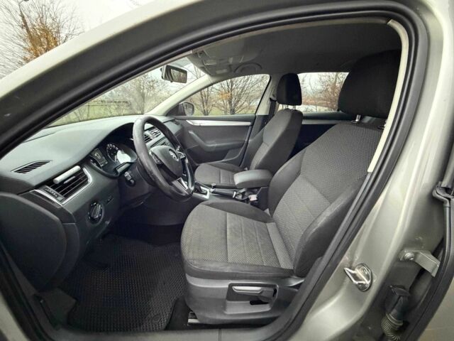 Коричневий Шкода Октавія, об'ємом двигуна 1.6 л та пробігом 185 тис. км за 9800 $, фото 12 на Automoto.ua