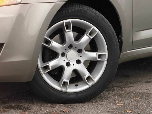 Коричневий Шкода Октавія, об'ємом двигуна 1.6 л та пробігом 185 тис. км за 9800 $, фото 4 на Automoto.ua