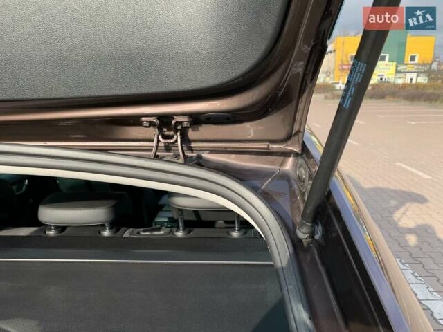 Коричневый Шкода Октавия, объемом двигателя 1.97 л и пробегом 193 тыс. км за 13200 $, фото 64 на Automoto.ua