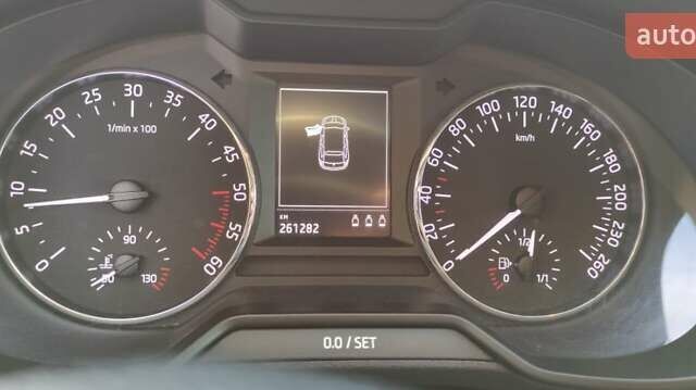 Коричневый Шкода Октавия, объемом двигателя 1.6 л и пробегом 305 тыс. км за 8500 $, фото 9 на Automoto.ua