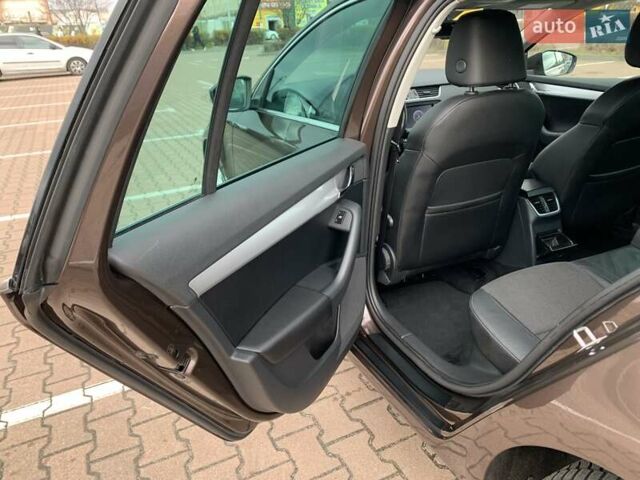 Коричневый Шкода Октавия, объемом двигателя 1.97 л и пробегом 193 тыс. км за 13200 $, фото 54 на Automoto.ua