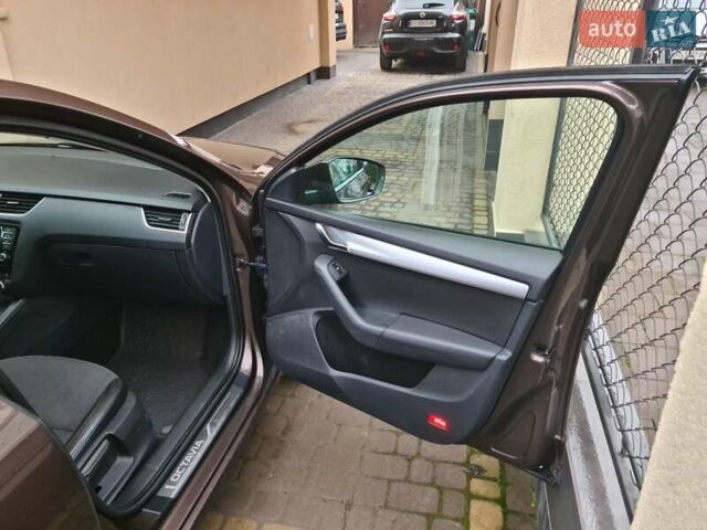 Коричневый Шкода Октавия, объемом двигателя 1.97 л и пробегом 256 тыс. км за 10900 $, фото 10 на Automoto.ua