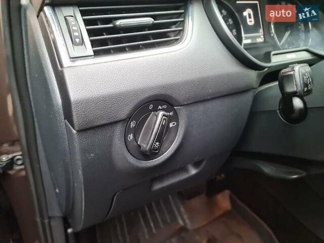 Коричневый Шкода Октавия, объемом двигателя 1.97 л и пробегом 256 тыс. км за 10900 $, фото 19 на Automoto.ua