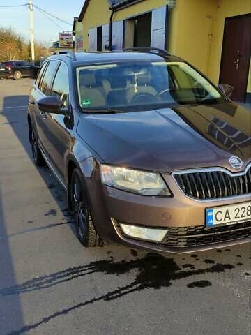 Коричневий Шкода Октавія, об'ємом двигуна 1.6 л та пробігом 269 тис. км за 8500 $, фото 34 на Automoto.ua