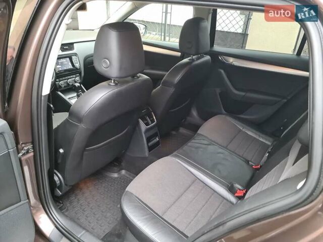 Коричневый Шкода Октавия, объемом двигателя 1.97 л и пробегом 256 тыс. км за 10900 $, фото 11 на Automoto.ua