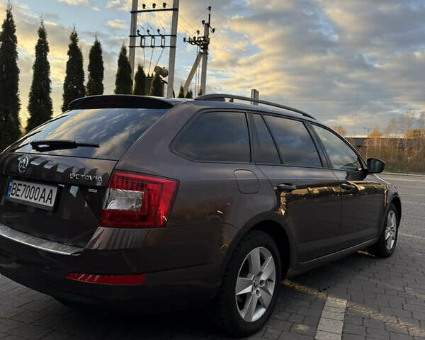 Коричневый Шкода Октавия, объемом двигателя 2 л и пробегом 293 тыс. км за 10500 $, фото 9 на Automoto.ua