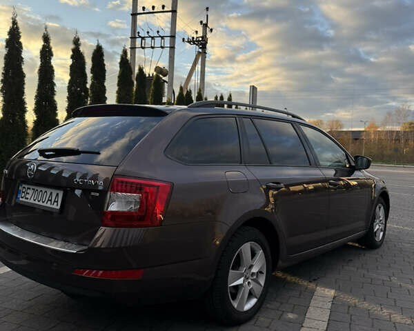 Коричневый Шкода Октавия, объемом двигателя 2 л и пробегом 293 тыс. км за 10500 $, фото 10 на Automoto.ua