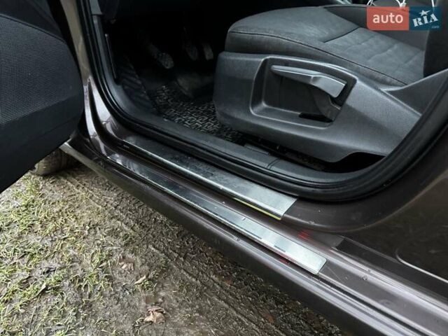 Коричневый Шкода Октавия, объемом двигателя 1.6 л и пробегом 243 тыс. км за 10200 $, фото 21 на Automoto.ua