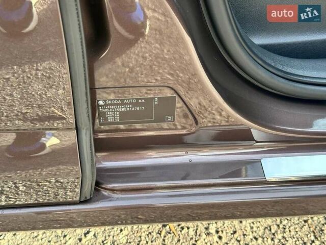 Коричневый Шкода Октавия, объемом двигателя 1.6 л и пробегом 232 тыс. км за 12200 $, фото 31 на Automoto.ua