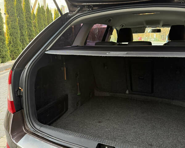 Коричневый Шкода Октавия, объемом двигателя 2 л и пробегом 293 тыс. км за 10500 $, фото 18 на Automoto.ua