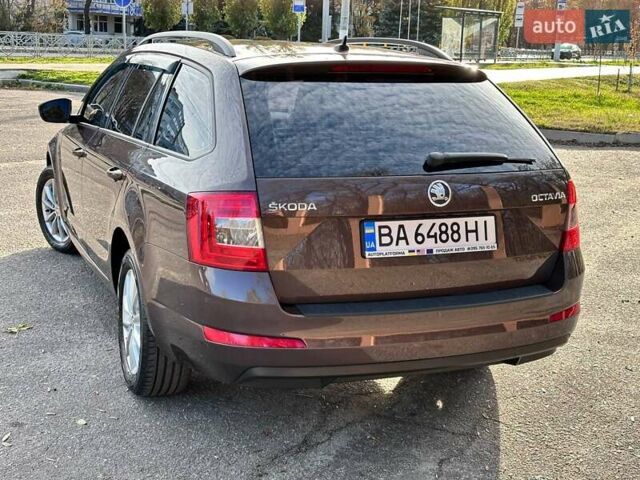 Коричневый Шкода Октавия, объемом двигателя 1.6 л и пробегом 232 тыс. км за 12200 $, фото 8 на Automoto.ua