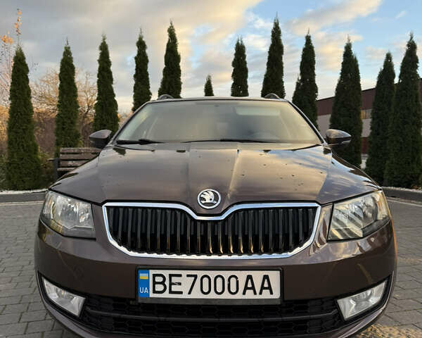 Коричневый Шкода Октавия, объемом двигателя 2 л и пробегом 293 тыс. км за 10500 $, фото 3 на Automoto.ua