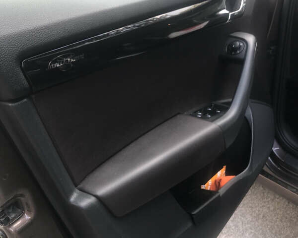 Коричневый Шкода Октавия, объемом двигателя 1.97 л и пробегом 229 тыс. км за 15900 $, фото 17 на Automoto.ua