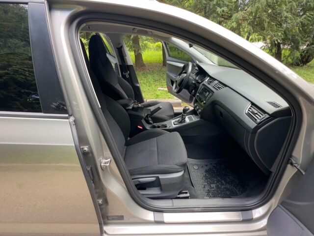 Коричневий Шкода Октавія, об'ємом двигуна 0 л та пробігом 270 тис. км за 10999 $, фото 12 на Automoto.ua