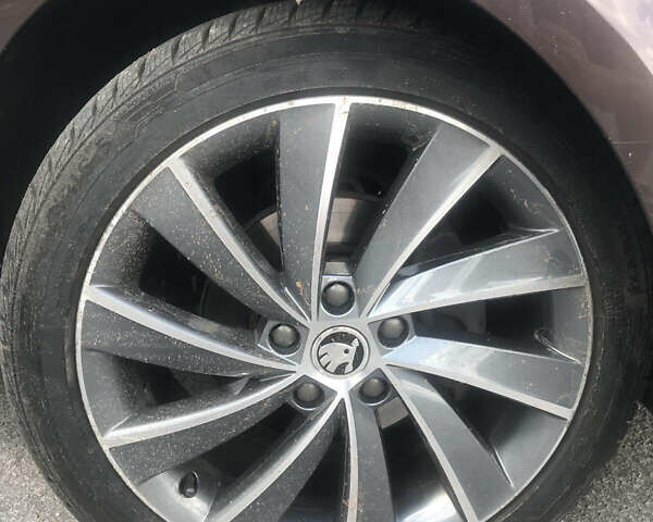 Коричневый Шкода Октавия, объемом двигателя 1.97 л и пробегом 229 тыс. км за 15900 $, фото 9 на Automoto.ua