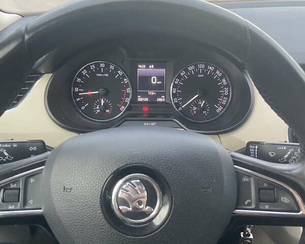 Коричневий Шкода Октавія, об'ємом двигуна 1.6 л та пробігом 200 тис. км за 13100 $, фото 11 на Automoto.ua