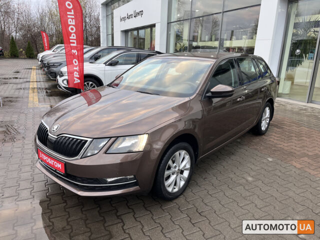 Коричневий Шкода Октавія, об'ємом двигуна 1.6 л та пробігом 103 тис. км за 18500 $, фото 5 на Automoto.ua