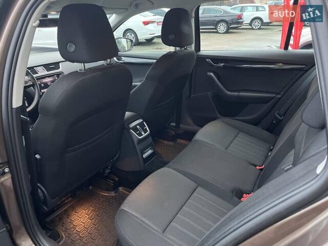 Коричневий Шкода Октавія, об'ємом двигуна 1.6 л та пробігом 103 тис. км за 18900 $, фото 25 на Automoto.ua