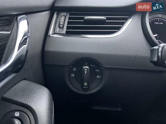 Коричневий Шкода Октавія, об'ємом двигуна 1.6 л та пробігом 103 тис. км за 18900 $, фото 11 на Automoto.ua