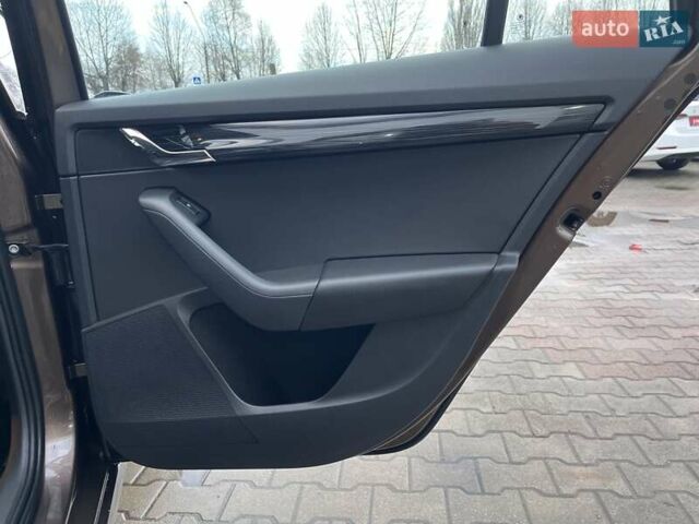 Коричневий Шкода Октавія, об'ємом двигуна 1.6 л та пробігом 103 тис. км за 18900 $, фото 26 на Automoto.ua