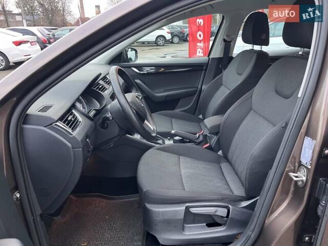 Коричневий Шкода Октавія, об'ємом двигуна 1.6 л та пробігом 103 тис. км за 18900 $, фото 13 на Automoto.ua