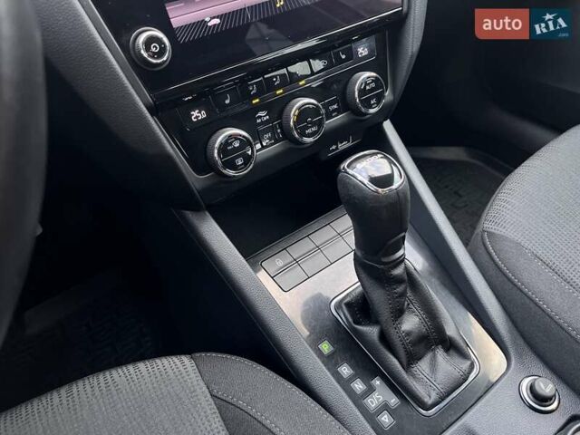 Коричневий Шкода Октавія, об'ємом двигуна 1.6 л та пробігом 103 тис. км за 18900 $, фото 20 на Automoto.ua