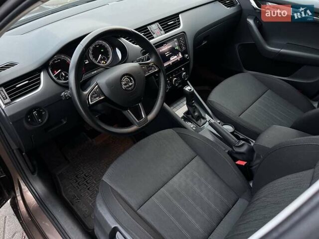 Коричневий Шкода Октавія, об'ємом двигуна 1.6 л та пробігом 103 тис. км за 18900 $, фото 17 на Automoto.ua