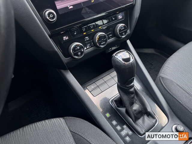 Коричневий Шкода Октавія, об'ємом двигуна 1.6 л та пробігом 103 тис. км за 18500 $, фото 16 на Automoto.ua