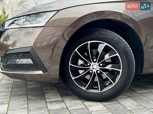 Коричневый Шкода Октавия, объемом двигателя 1.97 л и пробегом 265 тыс. км за 19500 $, фото 5 на Automoto.ua