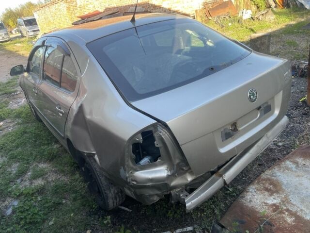 Коричневий Шкода Октавія, об'ємом двигуна 0 л та пробігом 146 тис. км за 2999 $, фото 4 на Automoto.ua