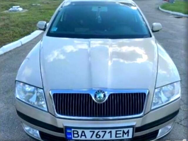 Коричневый Шкода Октавия, объемом двигателя 1.6 л и пробегом 200 тыс. км за 5300 $, фото 1 на Automoto.ua