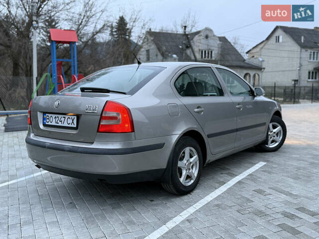 Коричневий Шкода Октавія, об'ємом двигуна 1.6 л та пробігом 270 тис. км за 4900 $, фото 4 на Automoto.ua