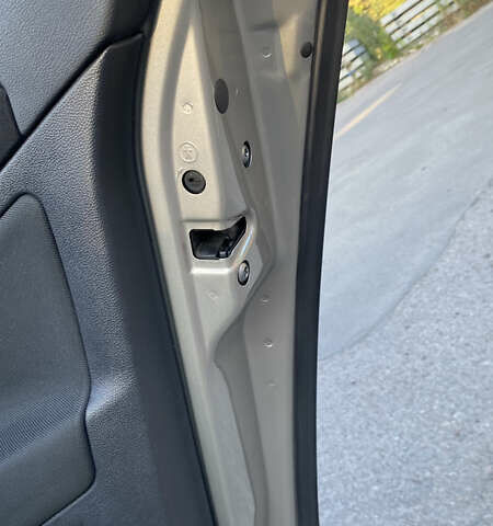 Коричневый Шкода Октавия, объемом двигателя 1.6 л и пробегом 184 тыс. км за 7200 $, фото 19 на Automoto.ua