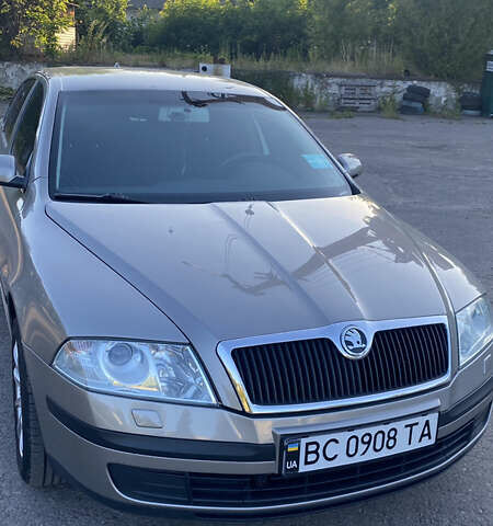 Коричневый Шкода Октавия, объемом двигателя 1.6 л и пробегом 184 тыс. км за 7200 $, фото 9 на Automoto.ua