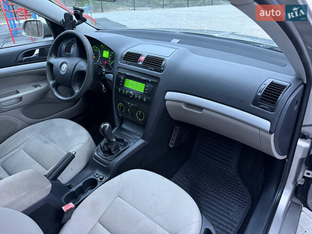 Коричневий Шкода Октавія, об'ємом двигуна 1.6 л та пробігом 270 тис. км за 4900 $, фото 40 на Automoto.ua