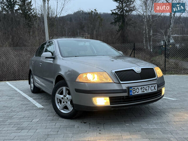 Коричневий Шкода Октавія, об'ємом двигуна 1.6 л та пробігом 270 тис. км за 4900 $, фото 7 на Automoto.ua