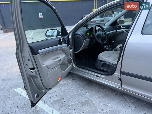 Коричневий Шкода Октавія, об'ємом двигуна 1.6 л та пробігом 270 тис. км за 4900 $, фото 20 на Automoto.ua