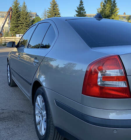 Коричневый Шкода Октавия, объемом двигателя 1.6 л и пробегом 184 тыс. км за 7200 $, фото 4 на Automoto.ua