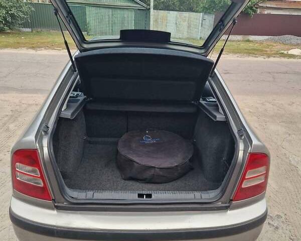 Коричневий Шкода Октавія, об'ємом двигуна 1.6 л та пробігом 270 тис. км за 4700 $, фото 5 на Automoto.ua