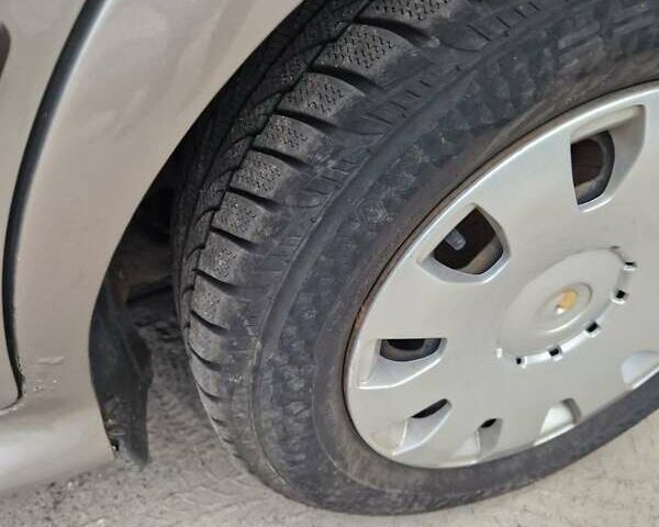 Коричневий Шкода Октавія, об'ємом двигуна 1.6 л та пробігом 270 тис. км за 4700 $, фото 6 на Automoto.ua