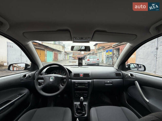 Коричневий Шкода Октавія, об'ємом двигуна 0 л та пробігом 116 тис. км за 7500 $, фото 24 на Automoto.ua