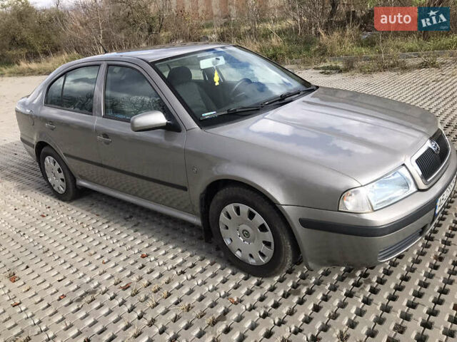 Шкода Октавия 2009 в Тульчине на Automoto.ua Коричневый Шкода Октавия, объемом двигателя 1.6 л и пробегом 231 тыс. км за 5600 $, фото 6 на Automoto.ua