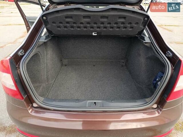 Коричневий Шкода Октавія, об'ємом двигуна 1.6 л та пробігом 187 тис. км за 8200 $, фото 12 на Automoto.ua