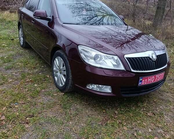 Коричневий Шкода Октавія, об'ємом двигуна 1.8 л та пробігом 237 тис. км за 7850 $, фото 1 на Automoto.ua