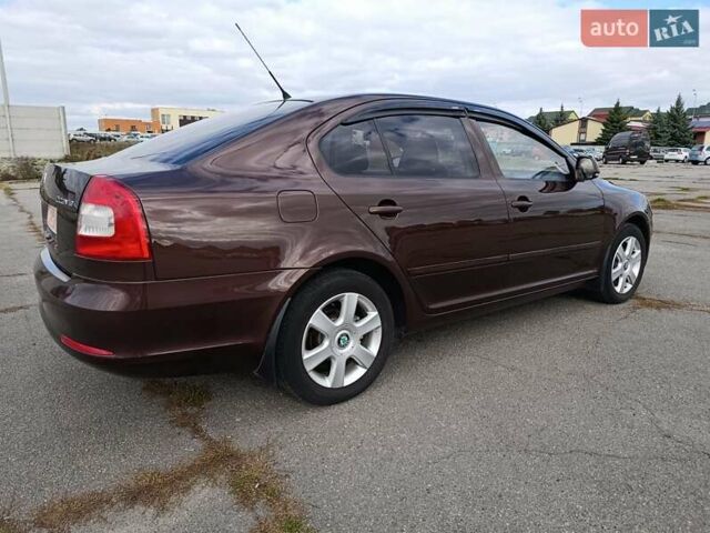 Коричневий Шкода Октавія, об'ємом двигуна 1.6 л та пробігом 187 тис. км за 8200 $, фото 2 на Automoto.ua