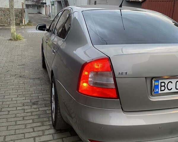 Коричневий Шкода Октавія, об'ємом двигуна 1.6 л та пробігом 223 тис. км за 7900 $, фото 8 на Automoto.ua